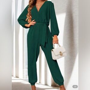 Elegant Green Jumpsuit